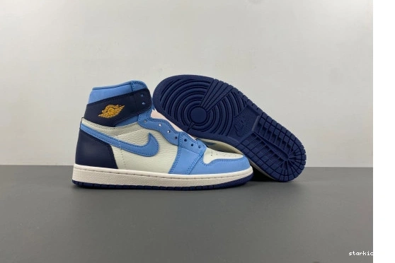 Flight   1 FD2596-400 First in FD2596-400 OG High Jordan 1108